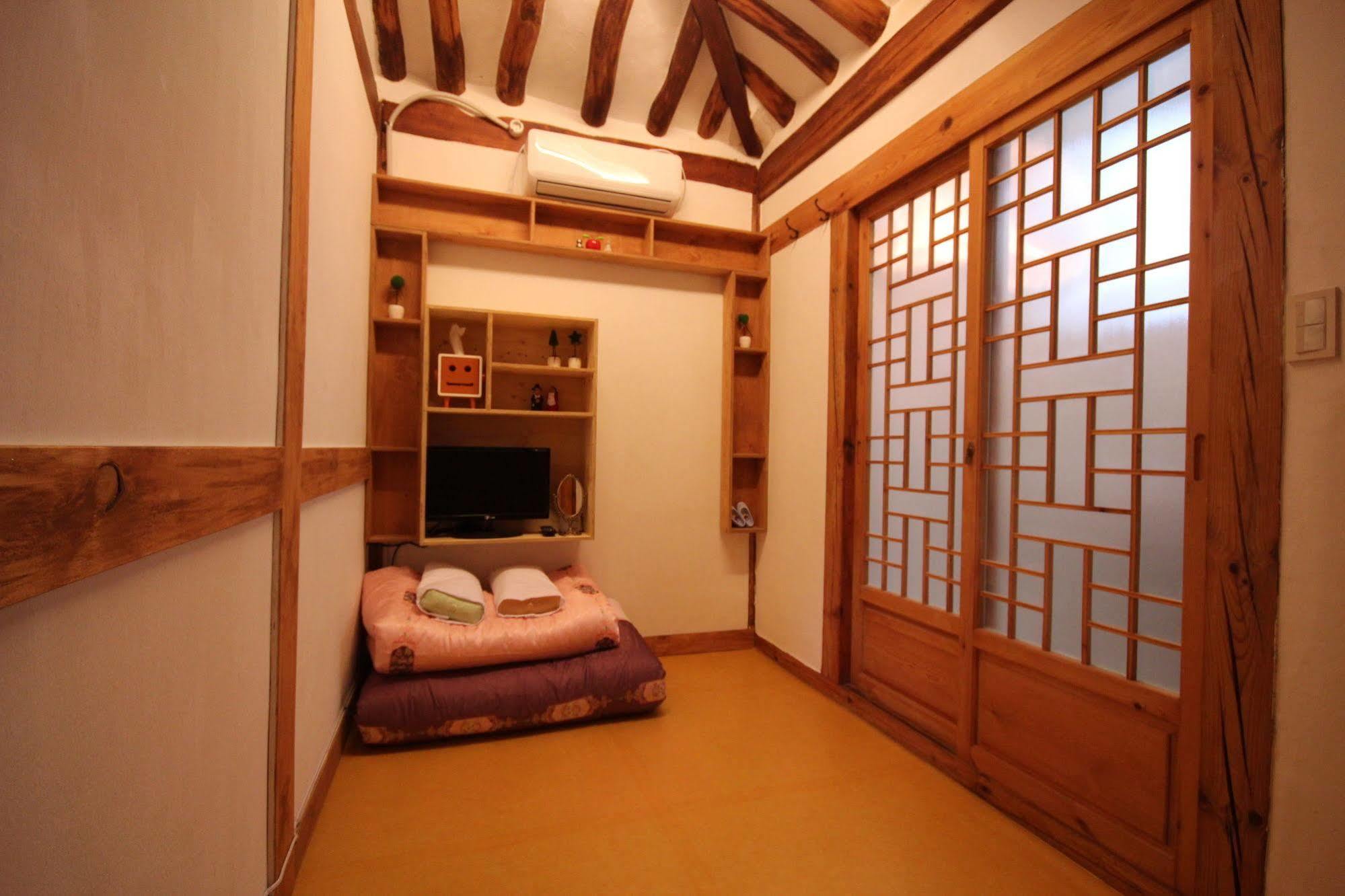 Doo Hanok Guesthouse ソウル特別市 エクステリア 写真